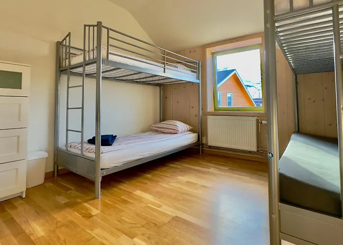 Russkiy Dom Hostel Longyearbyen